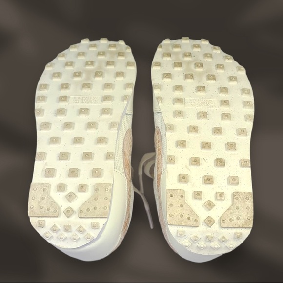 WMNS NIKE DBREAK 'Sail Snakeskin' Sneaker - Picture 5 of 5